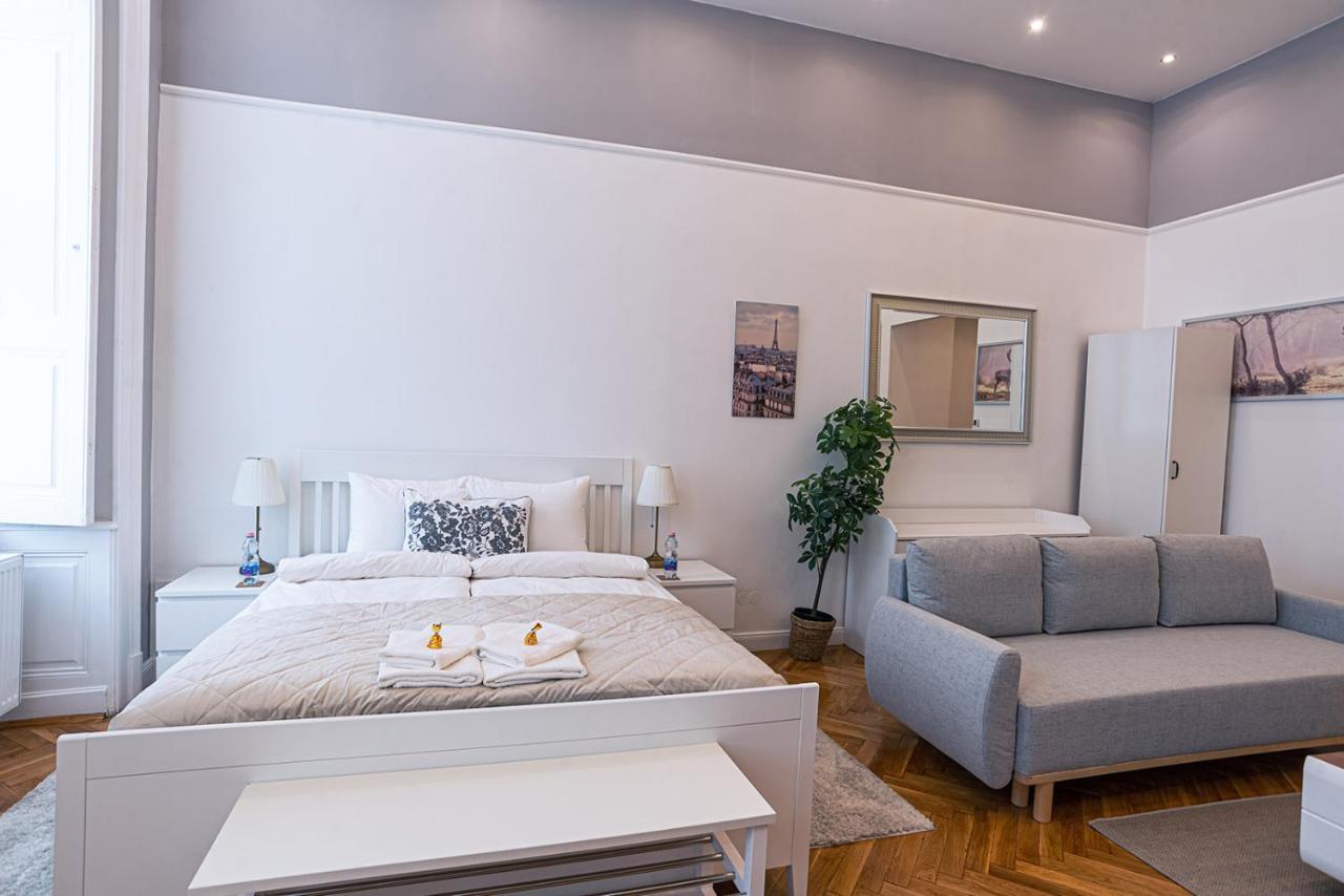 Joy Apartments On Kiraly Street 부다페스트 외부 사진