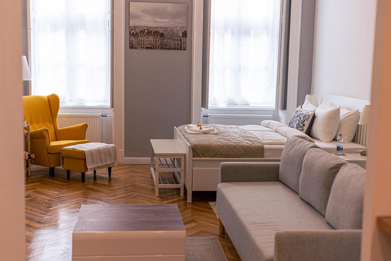 Joy Apartments On Kiraly Street 부다페스트 외부 사진