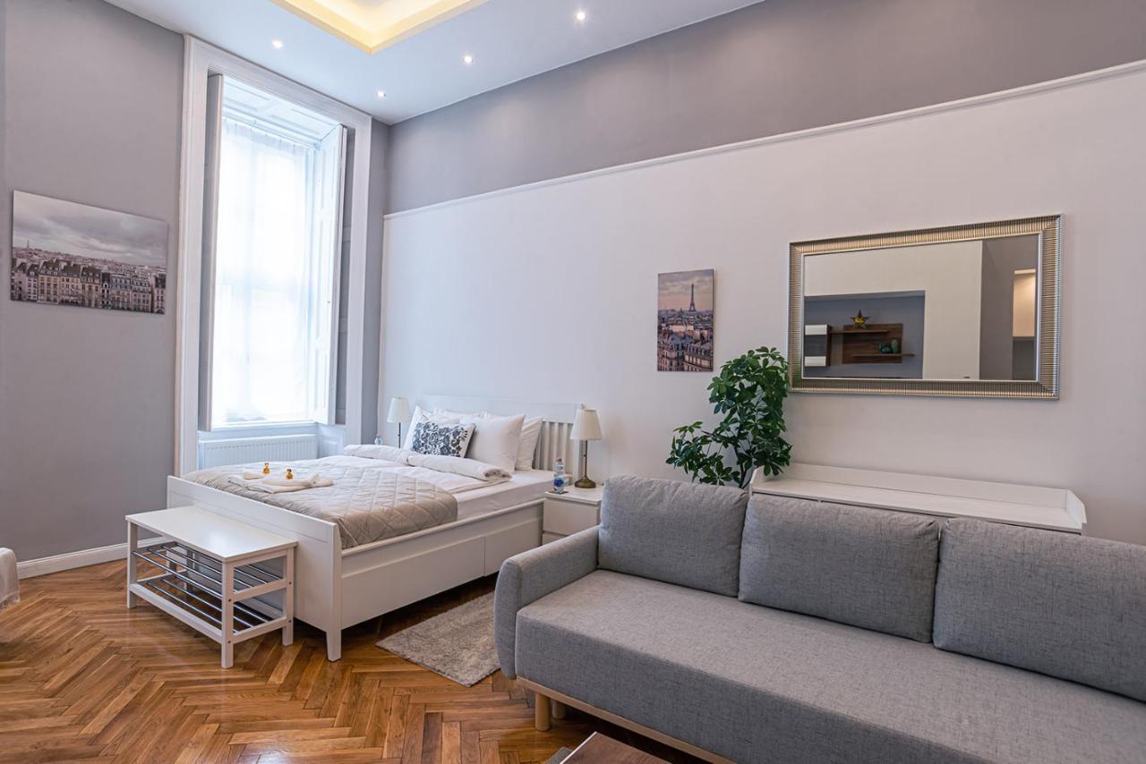 Joy Apartments On Kiraly Street 부다페스트 외부 사진