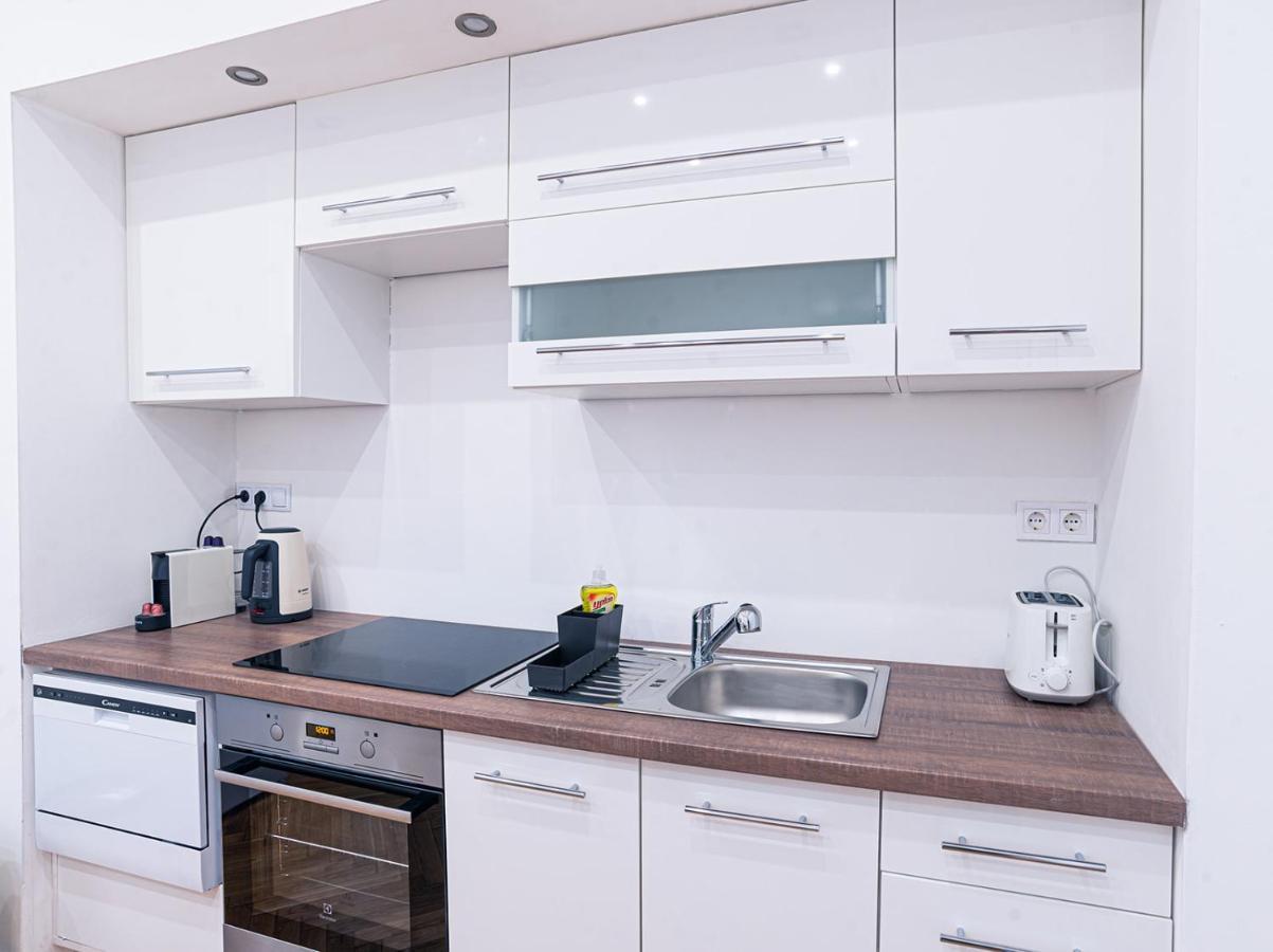 Joy Apartments On Kiraly Street 부다페스트 외부 사진