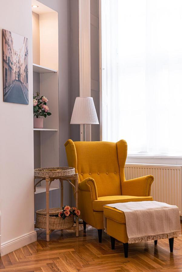 Joy Apartments On Kiraly Street 부다페스트 외부 사진