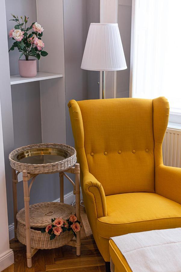 Joy Apartments On Kiraly Street 부다페스트 외부 사진