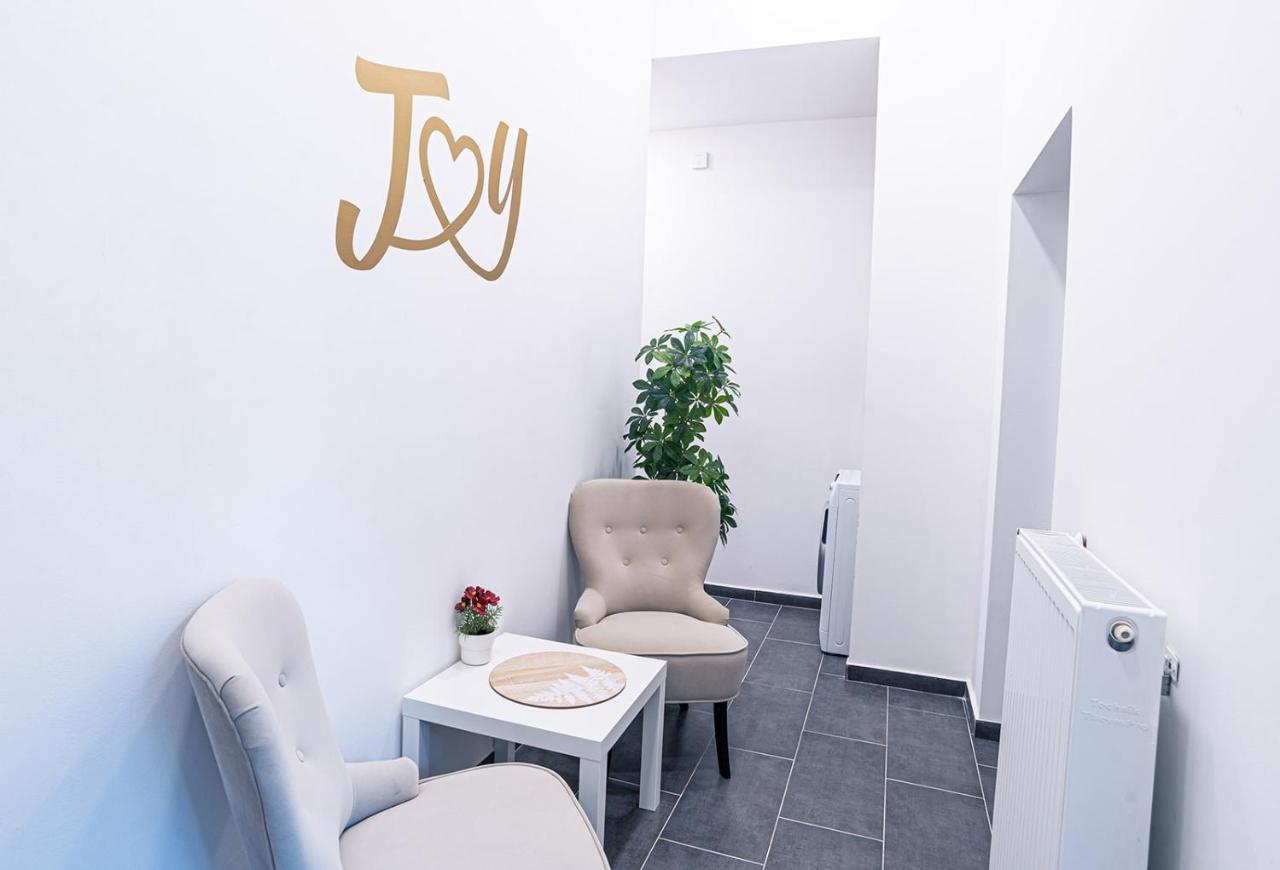 Joy Apartments On Kiraly Street 부다페스트 외부 사진